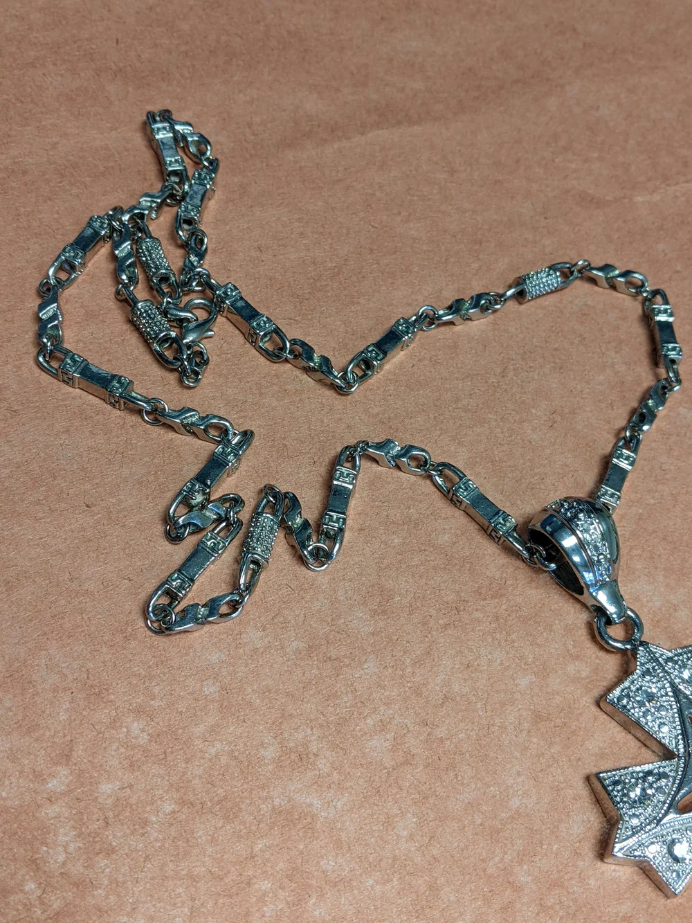 Men's Heraldic Or Fleur-De-Lis Style Cross Pendant Stainless SteelUsed Like New